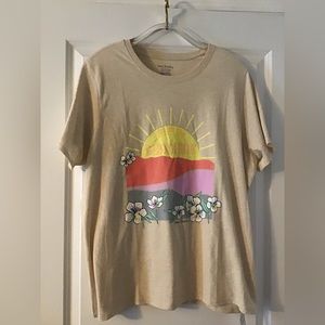 NWT Woman’s 2XL T-shirt